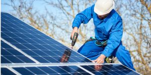 Installation Maintenance Panneaux Solaires Photovoltaïques à Arvieu
